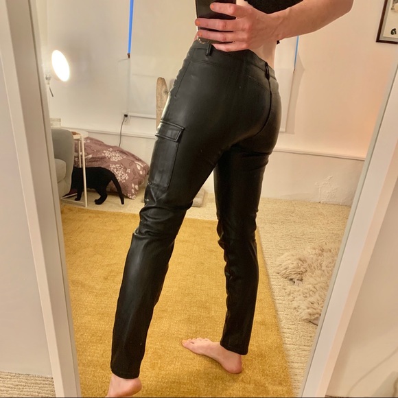 Faux leather black H&M pants - Picture 5 of 5